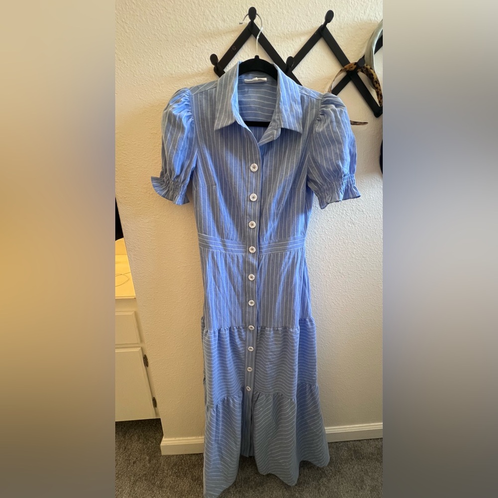 MELLODAY Blue and White Tiered Midi Dress with Puff Sleeves